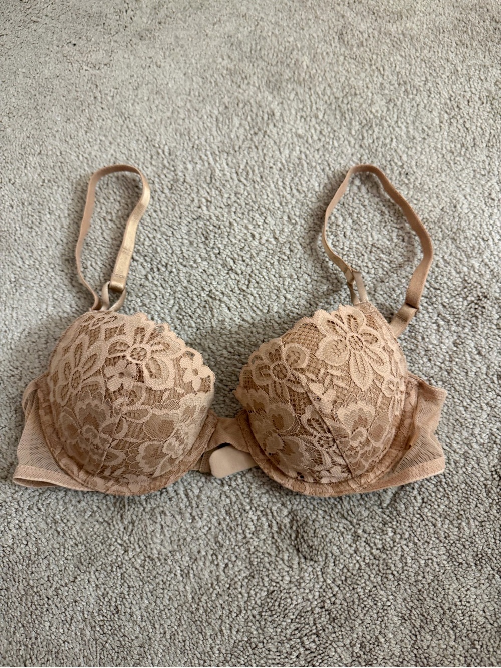 PINK Victoria's Secret Lace Push-Up Bra in Nude Pink